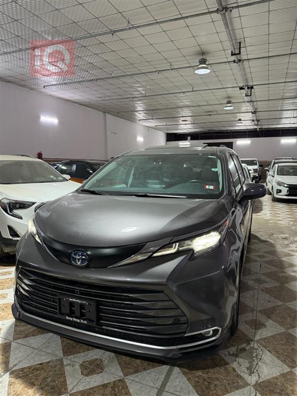 Toyota Sienna 2023 for sale in Iraq - Erbil